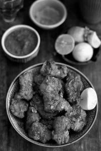 Amritsari Fish Pakoda [8 Pieces]