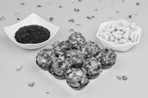 Rose Sesame Cluster