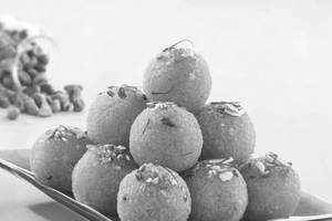 Pure Ghee Motichur Laddu