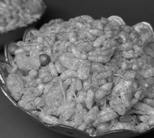 Sev Mamra (500 Grams)
