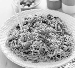 Veg Singapore Noodles