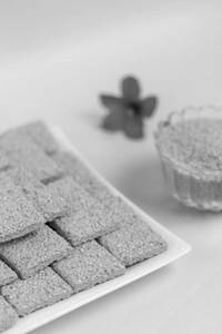 Till Chikki.