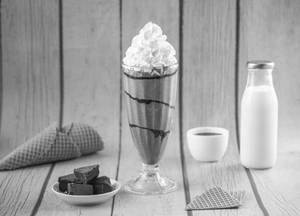 Ultimate Chocolate Milkshake