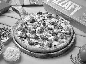 Mint Spice Non-veg Large Pizza