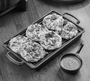Emmental Chilli Naan