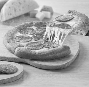 Sourdough Classic Truffle Pepperoni Pizza (Reg)