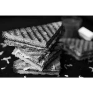 Cheese Chilli Grilled Sandwich