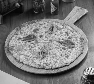 Neapolitan Margherita Pizza