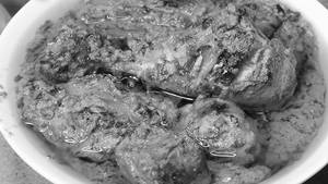 Murgh Afgani (With Egg)