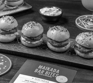 Beetroot Sliders (4 Pcs)