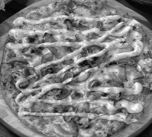 Paneer indi tandoori pizza