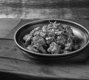 Chilli Chicken - Boneless Nikunjam Special ( 300 gm)