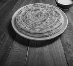 Lacha  tawa paratha 1 psc