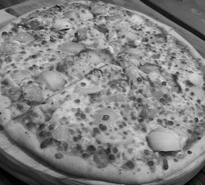 Onion Pizza