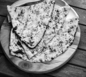 Cheese Garlic Naan