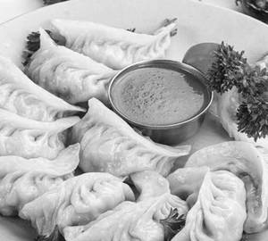 Steam Chicken Peri Peri Momos(5Pcs)