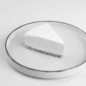 New York Plain Cheesecake Slice (100g)