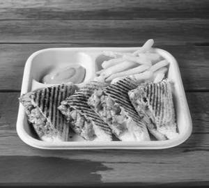 Hot N Grill Special Veg Sandwich