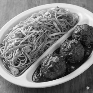 Veg Paneer Hakka Noodles Half With Manchurian Half