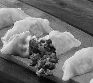Soyabean Momos Steam [Half]