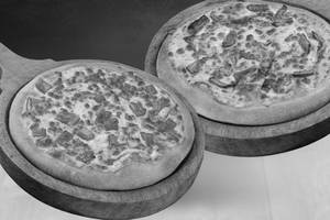 Capsicum Pizza + Tomato Pizza
