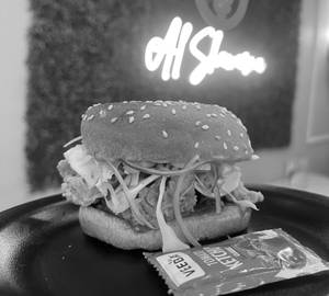 Chicken zinger burger