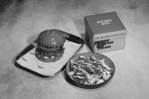 Veg Mexican Wave Burger + Og Fries