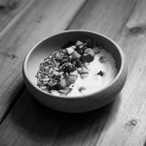 Greek Yogurt Parfait Bowl