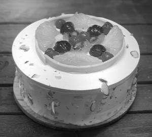 Fresh fruit cake 500gm