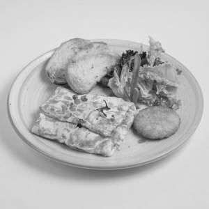 Truffle Omelette With Stuffed Creamy Mushroom