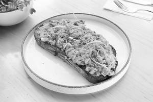 Akuri On Toast