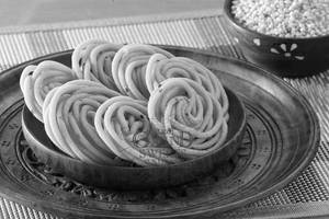 Cholam Thenkuzhal  (  250 Grams )