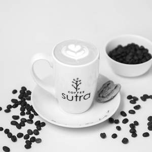Hot Spanish Latte (sweetened)