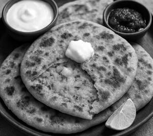 Aloo Parantha (1Pc) With Curd