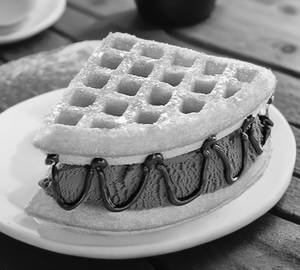 Ice Cream & Fudge Choco Waffle