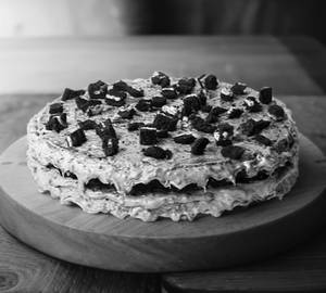 Kiki & Oreo Waffle Cake (Double Layer)