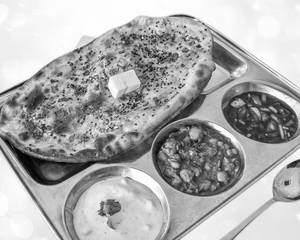Aamritsari Kulcha