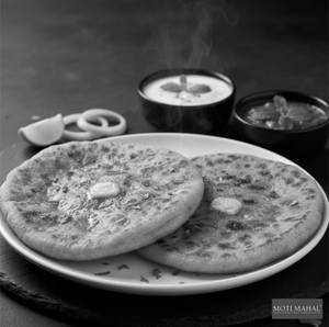 Stuffed Aloo Parantha (1 Pc.)