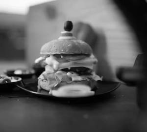 Cheese chilli burger