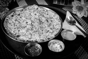 Aloo Pyaaj Paratha