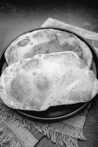 Extra Bhature