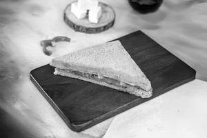Brown Paneer Sandwich