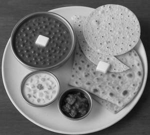 Butter Roti Dal Makhni Set