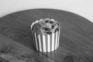 Vanilla Chocochip Muffin (1 Piece)