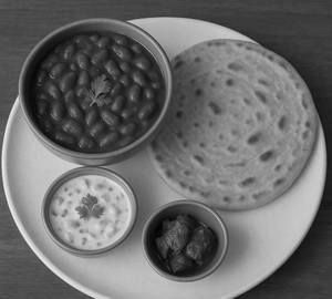 Rajma Paratha Combo
