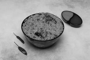 Schezwan Veg Fried Rice (serves 1-2)