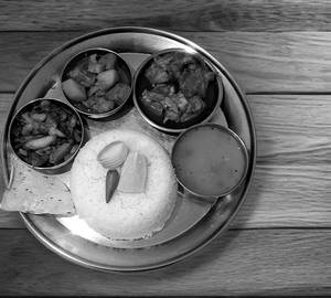 Chicken thali