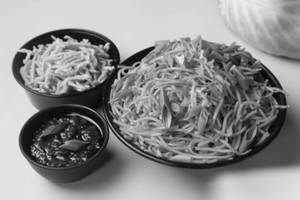 Egg Schezwan Noodles