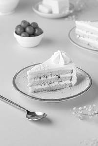 White Forest Cake