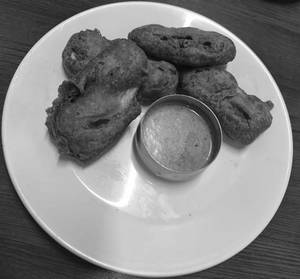Banana Bhajji      4  Piece